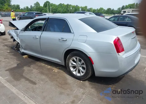 2022 Chrysler 300 Touring z USA, uszkodzony, nr VIN 2C3CCAAG1NH134318
